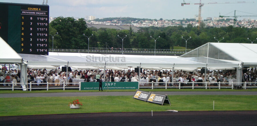 13- Structure chapiteau 15mx30m toi plat cristal