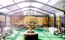 Nous vous proposons à la location ou à la vente un chapiteau entoilage cristal pour un mariage et pour tout type d’événement particulier de type anniversaire, mariage, cocktail, repas de famille. Structura Toulouse, Montauban, Albi, Auch, Castres, Rodez, Perpignan, Agen