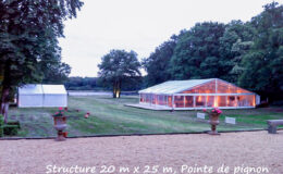 Nous vous proposons à la location ou à la vente un chapiteau entoilage cristal et rideaux cristal  pour un mariage et pour tout type d’événement particulier de type anniversaire, mariage, cocktail, repas de famille. Structura Toulouse, Montauban, Albi, Auch, Castres, Rodez, Perpignan, Agen
