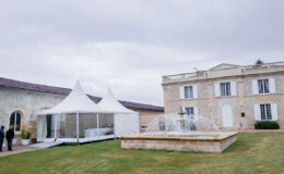 Nous vous proposons à la location ou à la vente une garden pour un cocktail et pour tout type d’événement particulier de type anniversaire, mariage, repas de famille. Structura Toulouse, Montauban, Albi, Auch, Castres, Rodez, Perpignan, Agen