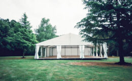 location de chapiteau pour votre mariage sur Toulouse, Montauban, Castres, Auch, Rodez, Carcassonne, Albi, Perpignan, Gaillac