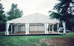 location de chapiteau pour votre mariage sur Toulouse, Montauban, Castres, Auch, Rodez, Carcassonne, Albi, Perpignan, Gaillac