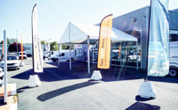 Structura propose la location d’un chapiteau barnum faisant office d’auvent pour une opération commerciale pour un concessionnaire sur Toulouse, Montauban, Albi, Castres, Auch, Rodez, Carcassonne, Perpignan, Béziers, Agen