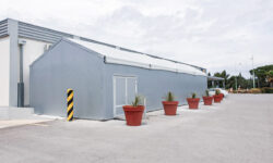 09- Chapiteau magasin permanent alimentaire 6mx18m