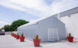 Location de bâtiment industriel démontable pour une zone de stockage ou commerciale de manière ponctuelle ou permanente sur Toulouse, Castres, Albi, Auch, Rodez, Carcassonne, Perpignan, Béziers