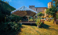 04 – Tente 5mx8m avec plancher