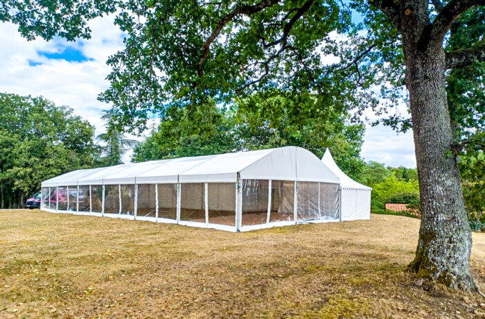 09 – Structure chapiteau barnum rideaux cristal 10mx15m